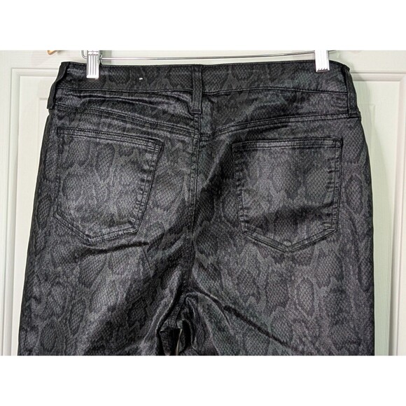 NWOT Chicos Faux Leather Pants Womens 8 Black Gray Snakeskin Straight Pockets - Picture 7 of 11